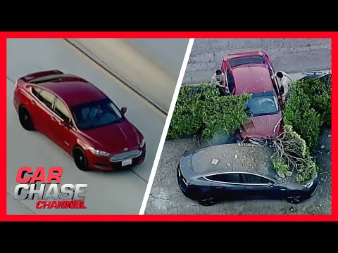 Possible DUI suspect violently crashes in SFV area | Car Chase Channel