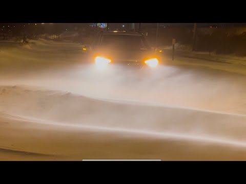 1/28 High Winds and ThunderSnow off Lake Erie brings Blizzard Conditions to Buffalo