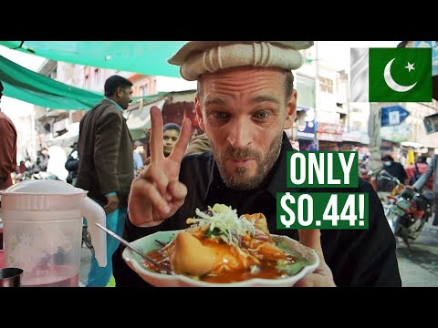 Pakistan's Best Samosa? 'Samosa Square' Tour!