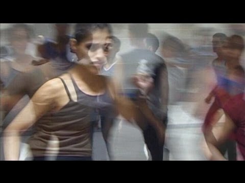 MAD IN BOLLYWOOD - 2004 - 53 minutes