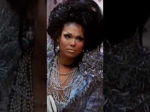 if you want to see a real girl go to the mall