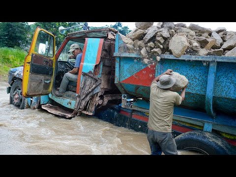 How They Still Transport Tons of River Stones with Rusted Soviet Truck