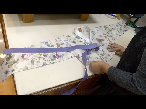 A master of hanbok recognized by the president. Amazing Korean Hanbok making process