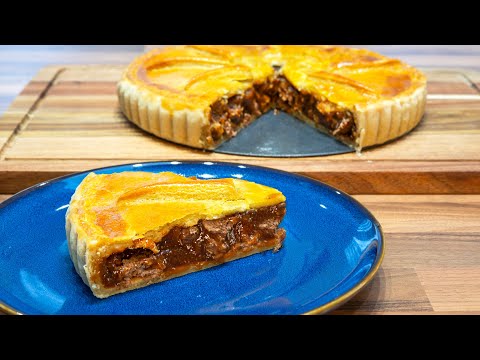 Large Steak Pie:  King of the Meat Pies