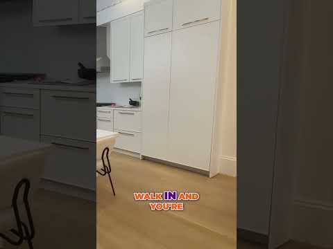 Stunning Boston Brownstone Tour: Vintage Meets Modern