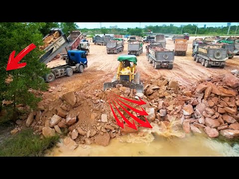 Amazing of dozer are essential for moving large rock, leveling ground & preparing sites for develop