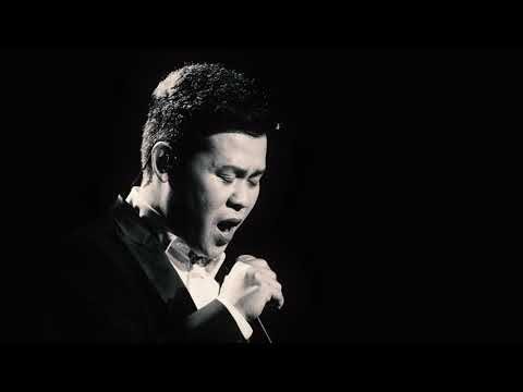 Marcelito Pomoy - Writing's On The Wall (LIVE Performance)