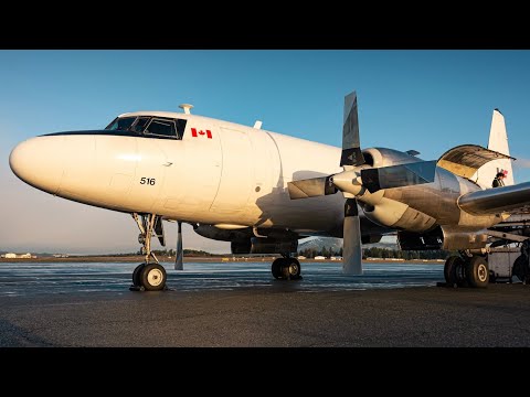 73 Year-Old Convair CV-580 Still Flies! Convair 580 Startup & Takeoff at YYJ