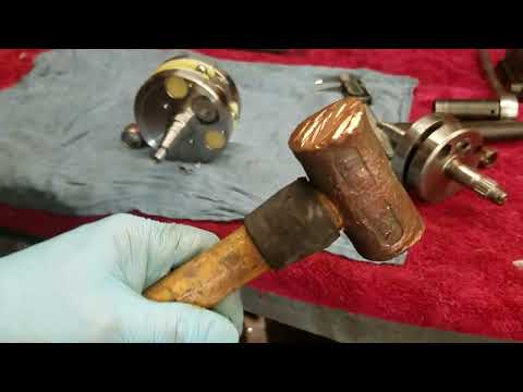 1:11 YZ250 True Story Crankshaft Truing. How I trued my crank shaft at home for my Yamaha 2 stroke
