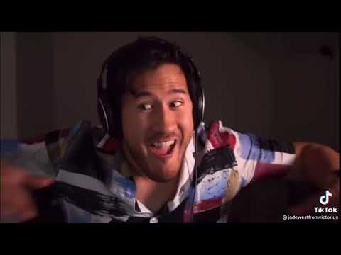 Clean TikToks to watch while eating Halloween candy