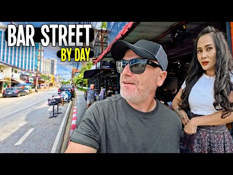 Chiang Mai Bar Street in the Daytime — What’s It Like?