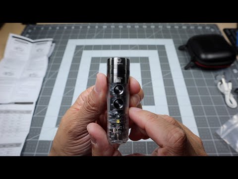 RovyVon Aurora A26 Flashlight