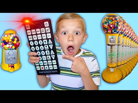 Pause Remote TuRNS BaBY Colored BuBBLE Gum Machine InTo BiG GumBall Machine!