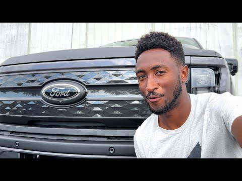 Ford made a Matte Black F150 Lightning!