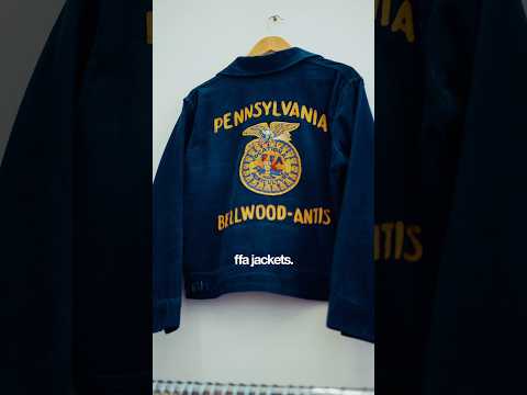 Jian de Leon is a master at weaving thru the pivotal touching points of the fashion world💡