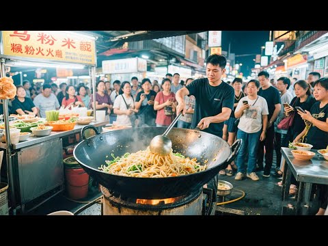 Malaysia 10m² stall: Canton guy fries 2 kway teow in 1 min, crowd goes wild