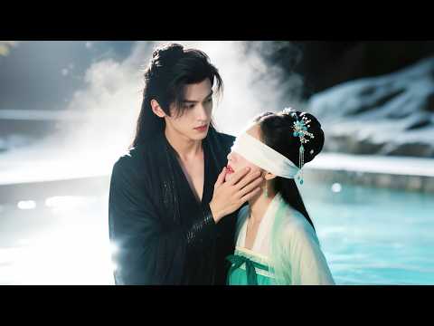 Poisoned blind woman falls into prince’s bath—he traps her in his arms, kisses leave her breathless!