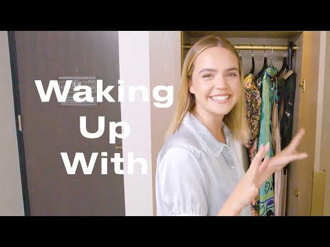 Bailee Madison Gets Glam for 'Pretty Little Liars' Press In New York City | Waking Up With | ELLE