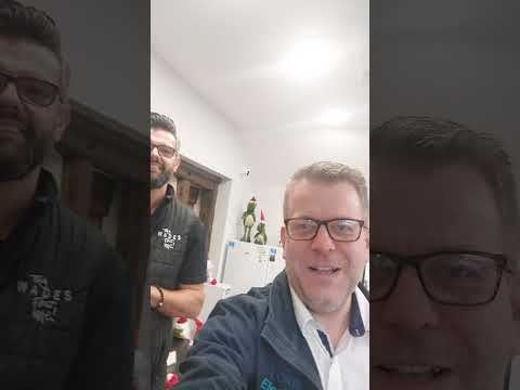 Cheeky Visit To Wades Electrical