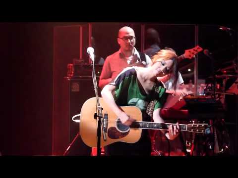 不見不散 & 早班火車 @ Ellen Loo 盧凱彤掀起連場音樂會 2011-07-22