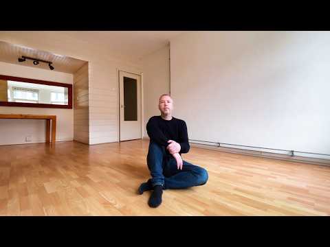 I Tried Extreme Minimalism for 7 Days