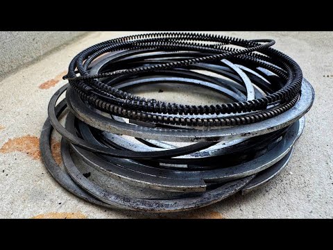 The Secret Life of Piston Rings Forged Into Damascus Knife