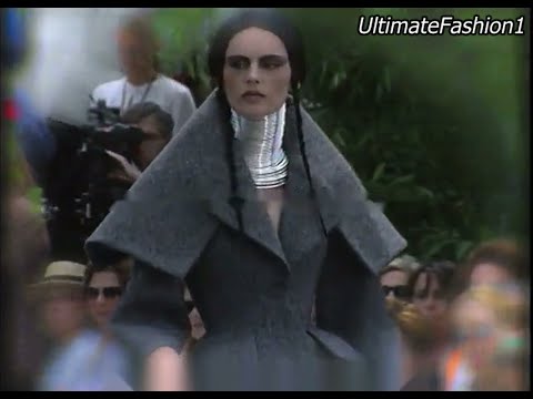 Christian Dior Haute Couture Fall Winter 1997 - full show
