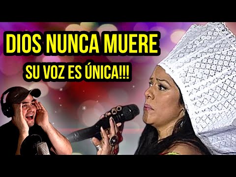 LILA DOWNS | DIOS NUNCA MUERE | Reacción y Análisis | Vocal Coach - Con Subtítulos