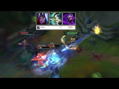 AD이자 AP이며 딜러겸 탱커이기도 하고 원딜인 동시에 근딜입니다.