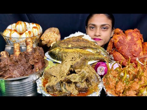 Mutton Liver Curry Mutton Curry Baingan Curry Whole Chicken Curry Fish Fry Boiled Egg Rice Eating 