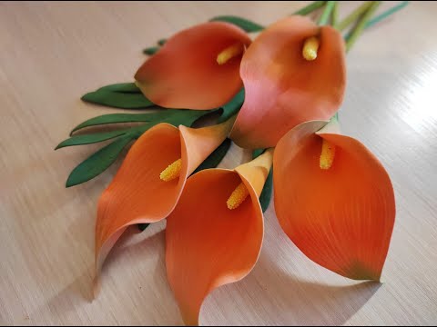 Реалистичные каллы из фоамирана. Нежный букет цветов из фома для интерьера Calla lilies from foam.