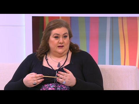 اعرفي ازاي تطلعي الطاقة السلبية مع حنان زينال| هي وبس