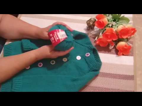 Knitted blouse for a child 4-5 years old with a raglan top.