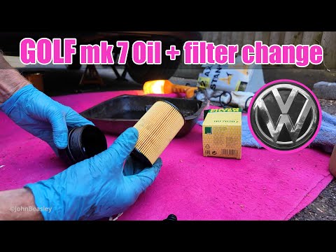 VW Golf Mk7 GTD oil and filter change DIY easy job.