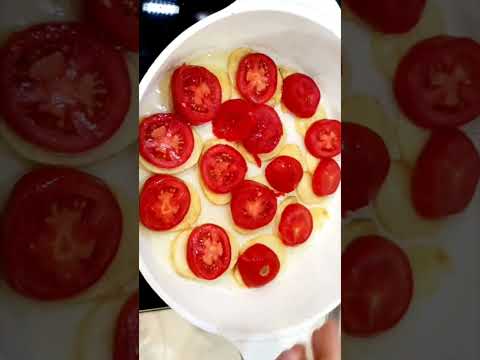 "Tomato & Potato Omelet 🍅🥔 | Simple, Hearty & Delicious!"