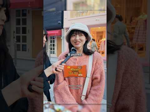 Japanese try American snacks