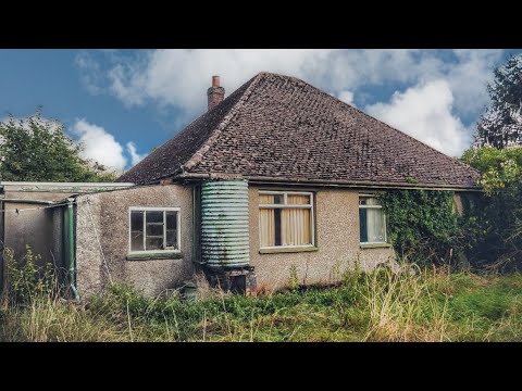 SHE DIED INSIDE HER FAMILY HOME AND LEFT EVERYTHING BEHIND - ABANDONED HOUSE FROZEN IN TIME