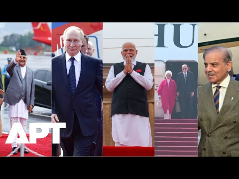 WATCH | World Leaders Receive Traditional Chinese Welcome at Tianjin Airport as They Arrive for SCO