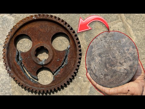 The Heaviest Repair: Saving a Broken Bulldozer Final Drive Gear with an Iron Plate