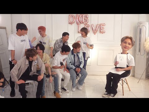 Playing random games with DKB (다크비) - Edward Avila