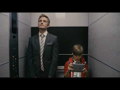 法国年度最强喜剧神片！居然“全员沙雕”，险些笑得我当场去世！《临时保姆》【宇哥】