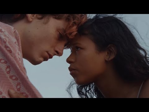 BONES AND ALL | TEASER TRAILER | Luca Guadagnino (Timothée Chalamet, Taylor Russell)