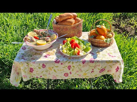 حياة الريف في الجزائر🇩🇿 الجدة تطبخ حساء ساخن في اجواء القرية الباردة🍁🔥 🏡♨️