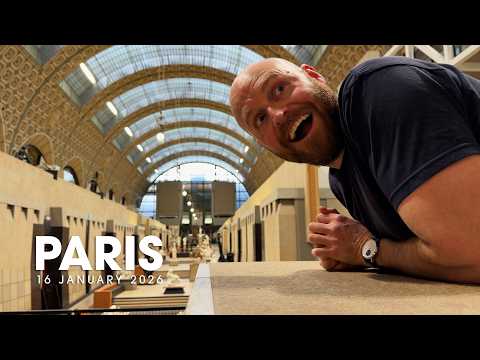 Alone in Musee d'Orsay Paris 7th Arrondissement