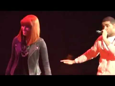 Drake Grinds on Nicki Minaj on stage and fires a shot at lil kim