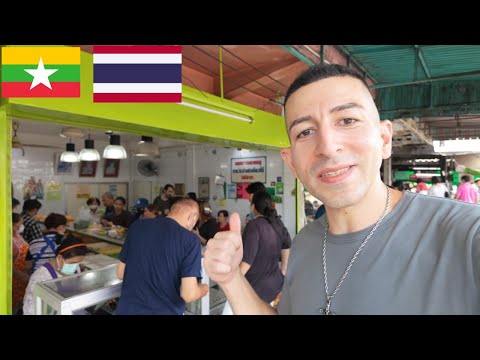 Burmese tried to destroy this Thai city (First Impressions of Thailand's old capital)