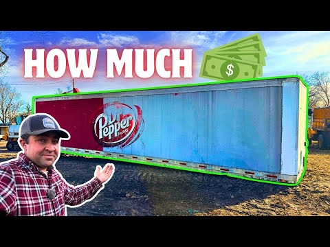 Ripping Apart a HUGE Semi Trailer with the Excavator!