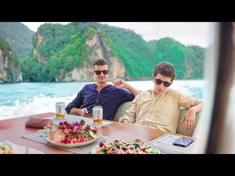 POV: You Surprised Your Best Friends With A 7 Day Trip To Thailand