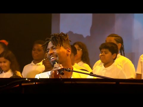 Jon Batiste "I Need You" ft. PS22 Chorus at GoalKeepers3000