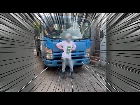 東張西望｜圍村夫婦 瞓身霸路攔車收錢 引發大衝突